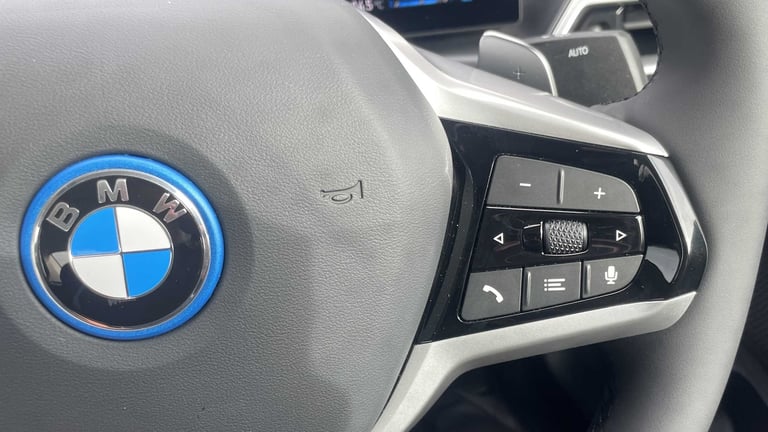 2025 BMW 3 Series 330e 22.3 kWh Sport 4dr Step Auto Saloon Plug-In Hy Automatic