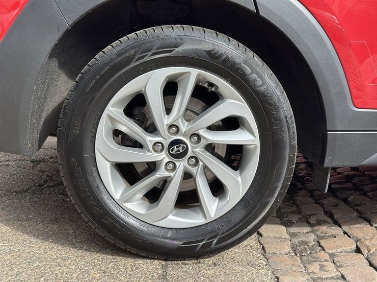 2018 Hyundai TUCSON 1.7 CRDi Blue Drive SE Nav SUV 5dr Diesel DCT Euro 6 (s/s) (141 ps) ESTATE Di...