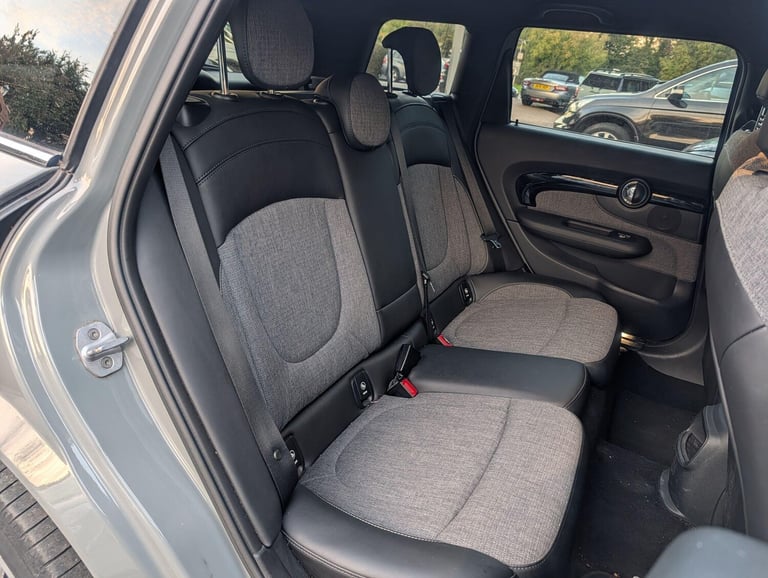  MINI Clubman 1.5 Cooper (Black Pack) Euro 6 (s/s) 6dr Petrol Manual