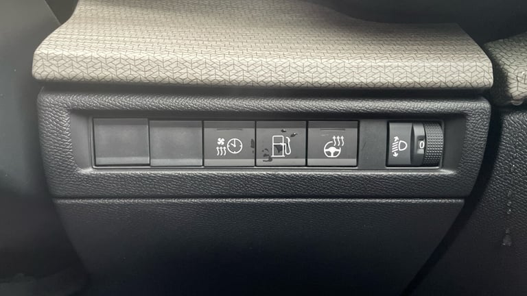 2025 Citroen C5 X 1.6 12.4kWh Shine Hatchback 5dr Petrol Plug-in Hybrid e-EAT8 Euro 6 (s/s) ( Hat...