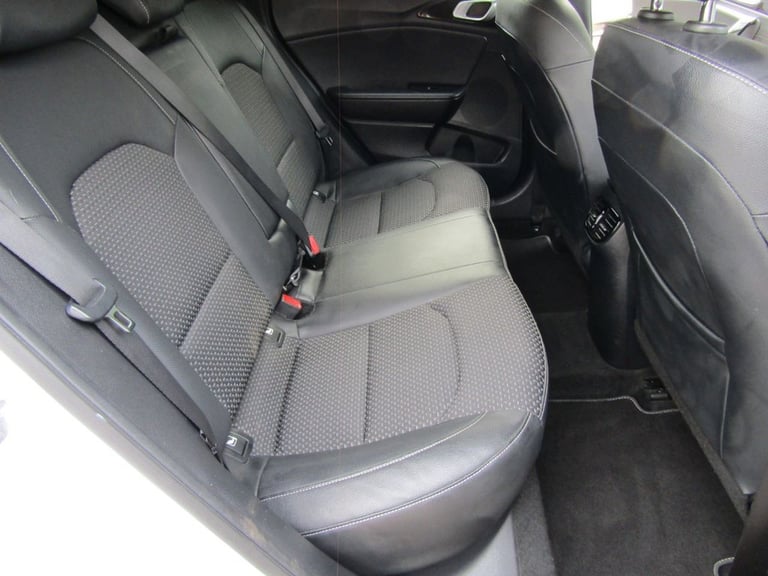 2021 21 KIA XCEED 1.0 T-GDI 3 SUV 5DR PETROL MANUAL EURO 6 (S/S) (118 BHP)