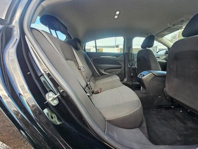 2017 Vauxhall Insignia 1.6 Turbo D ecoTEC Design Nav Grand Sport Euro 6 (s/s) 5dr HATCHBACK Diese...