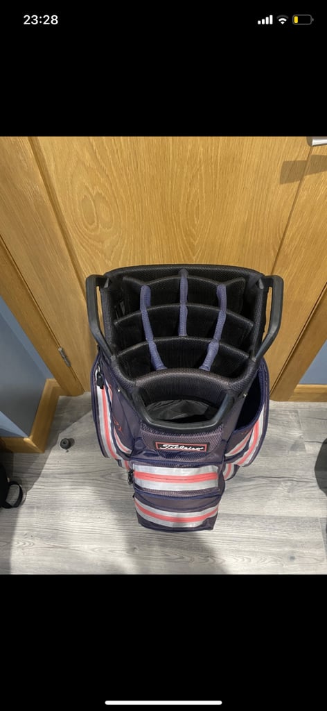 Titleist Steady Dry Cart Bag. Navy/Red. 