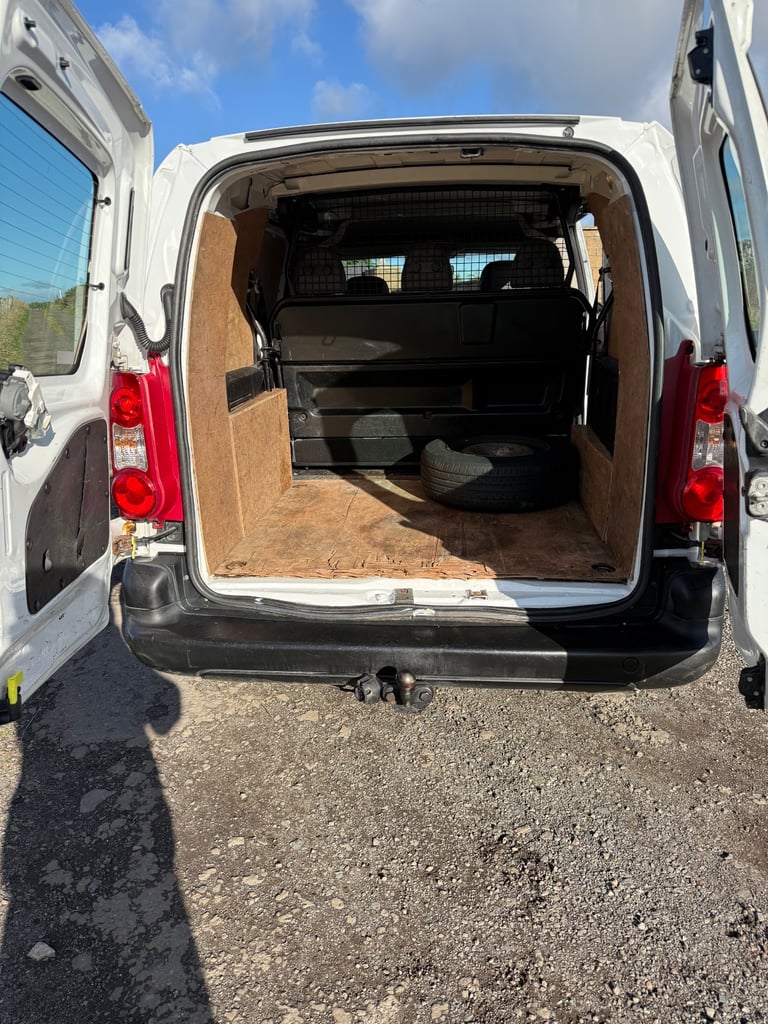 Peugeot, PARTNER, Panel Van, 2011, Manual, 1560 (cc)