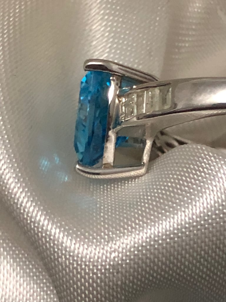 Trillion Cut Swiss Blue Topaz Diamond Ring Size S Silver 925 Platinum Overlay New 