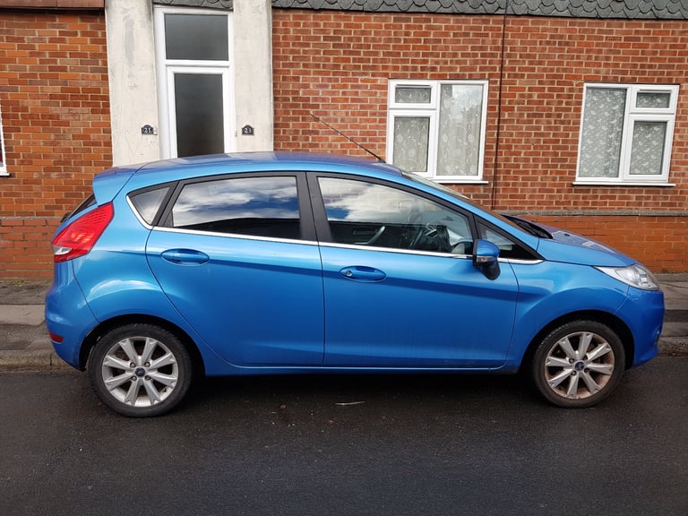 Ford, FIESTA, Hatchback, 2010, Manual, 1242 (cc), 5 doors