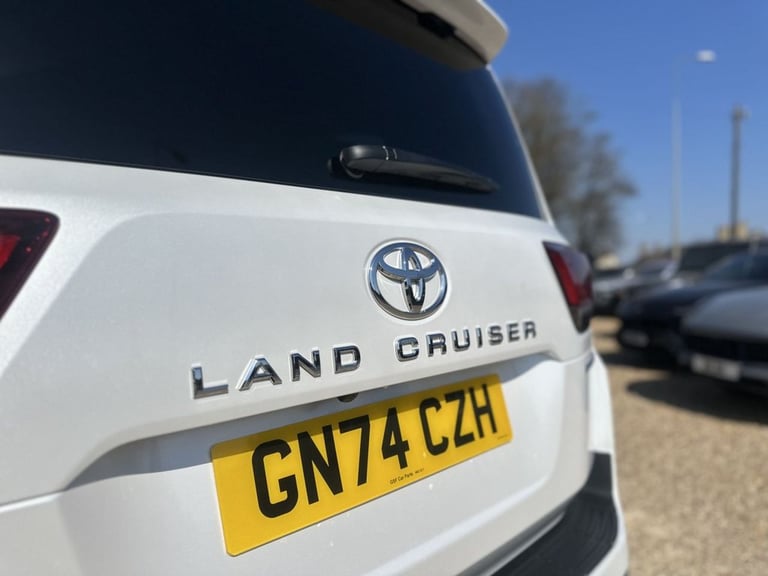 2024 74 TOYOTA LAND CRUISER 3.3L TWIN-TURBO DIESEL 300 V6 TD AUTO SAHARA ZX DIES