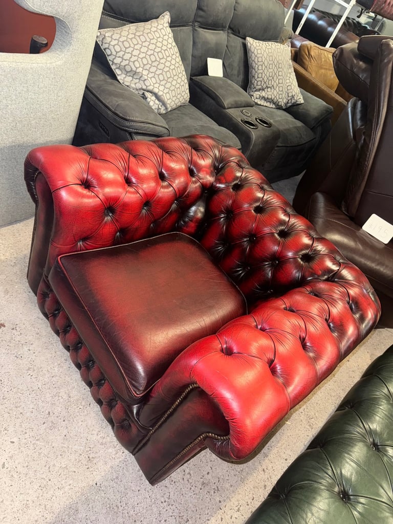 Chesterfield oxblood real leather club chair