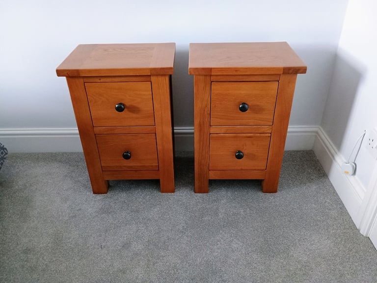 Gumtree bedside cabinets top