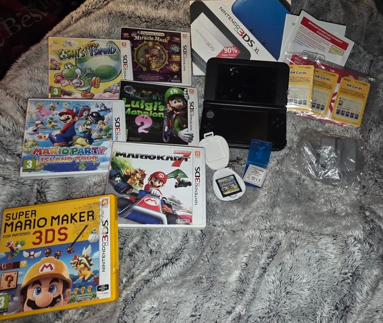 Nintendo 3DS XL Bundle