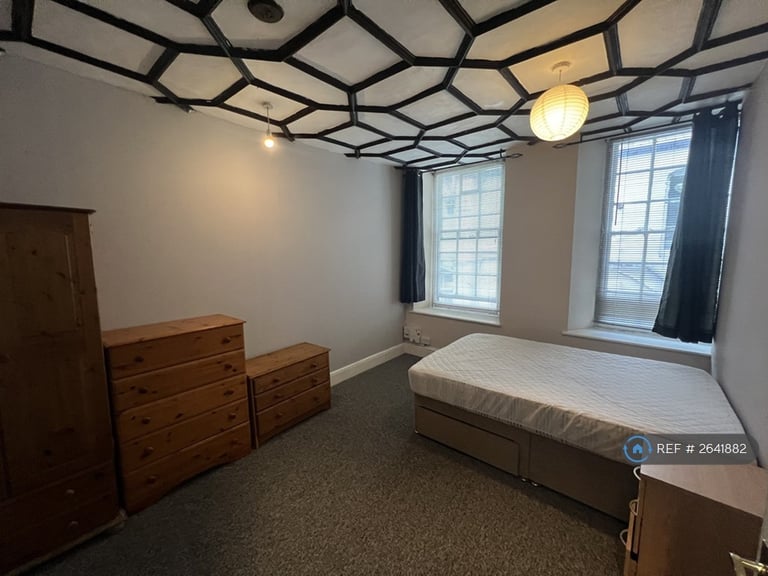 1 bedroom in Fore Street, Trowbridge, BA14 (#2641882)