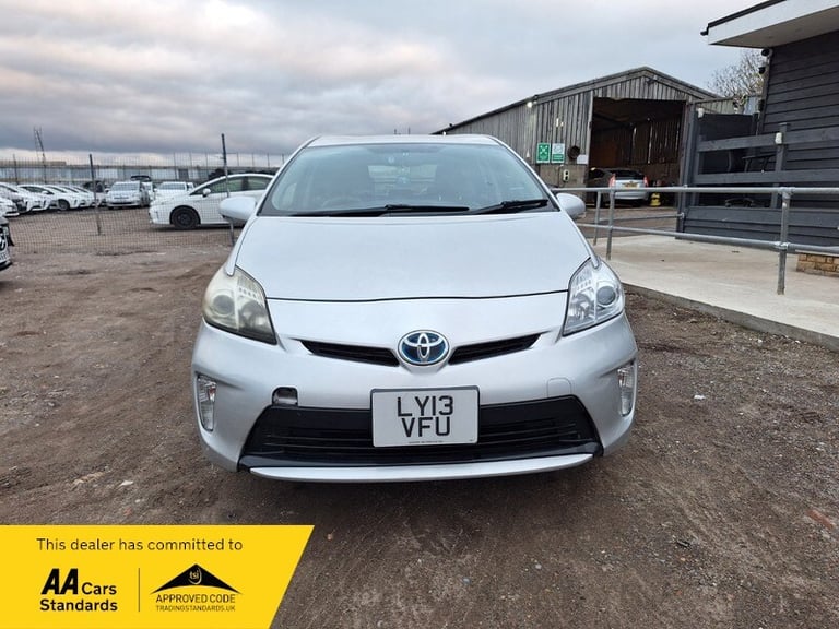 2016 Toyota Prius 1.8 VVT-h T3 Hatchback 5dr Petrol Hybrid CVT Euro 5 (s/s) (136 ps) HYBRID ELECT...