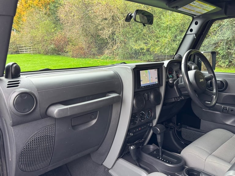2009 JEEP Wrangler Rubicon 3.8 V6 Auto 2 Door Petrol 4X4 