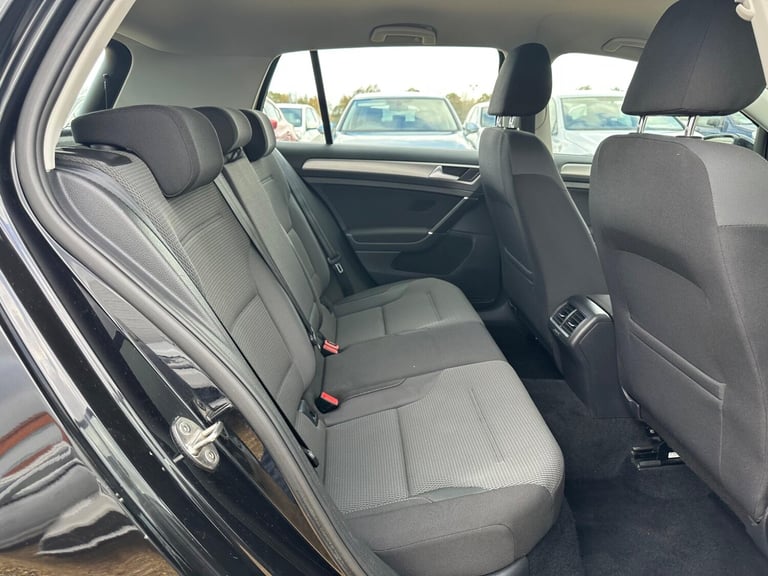 2014 Volkswagen Golf 2.0 TDI BlueMotion Tech SE Euro 5 (s/s) 5dr HATCHBACK Diesel Manual