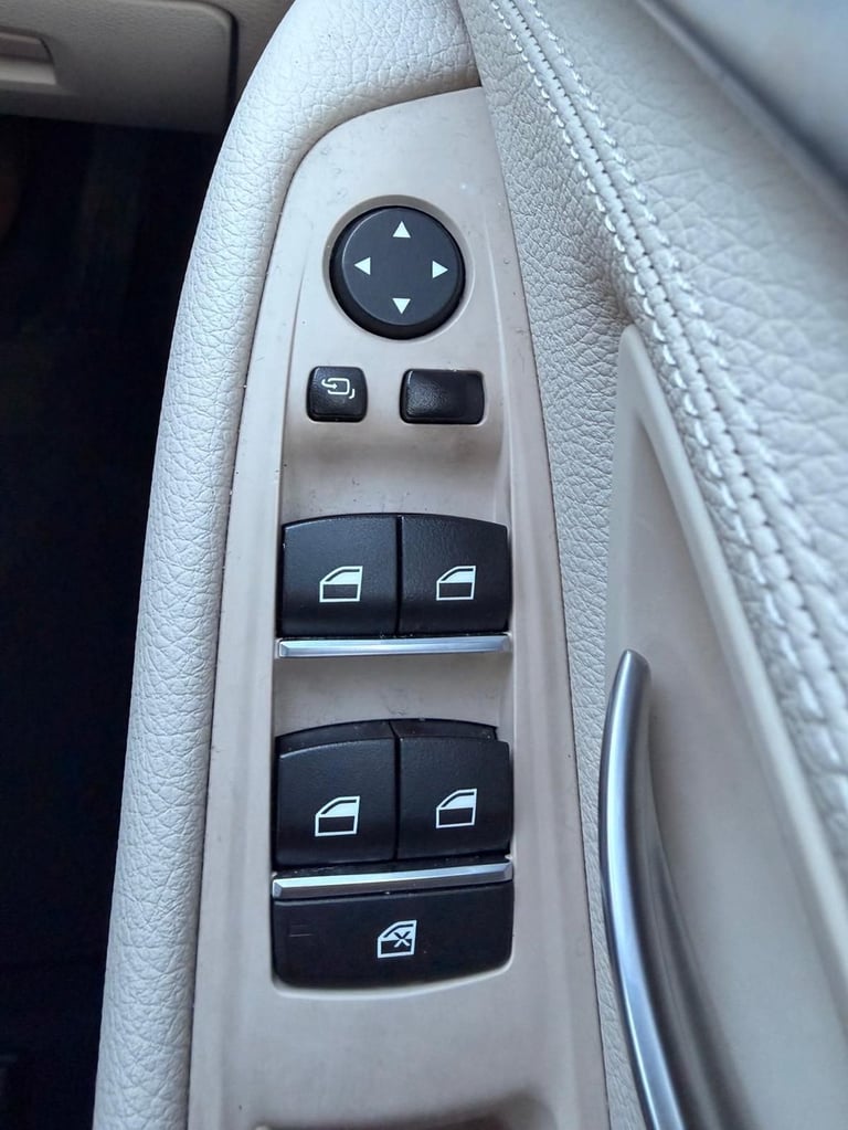 2016 BMW 5 Series 2.0 520d M Sport Saloon 4dr Diesel Auto Euro 6 (s/s) (190 ps) Saloon Diesel Aut...