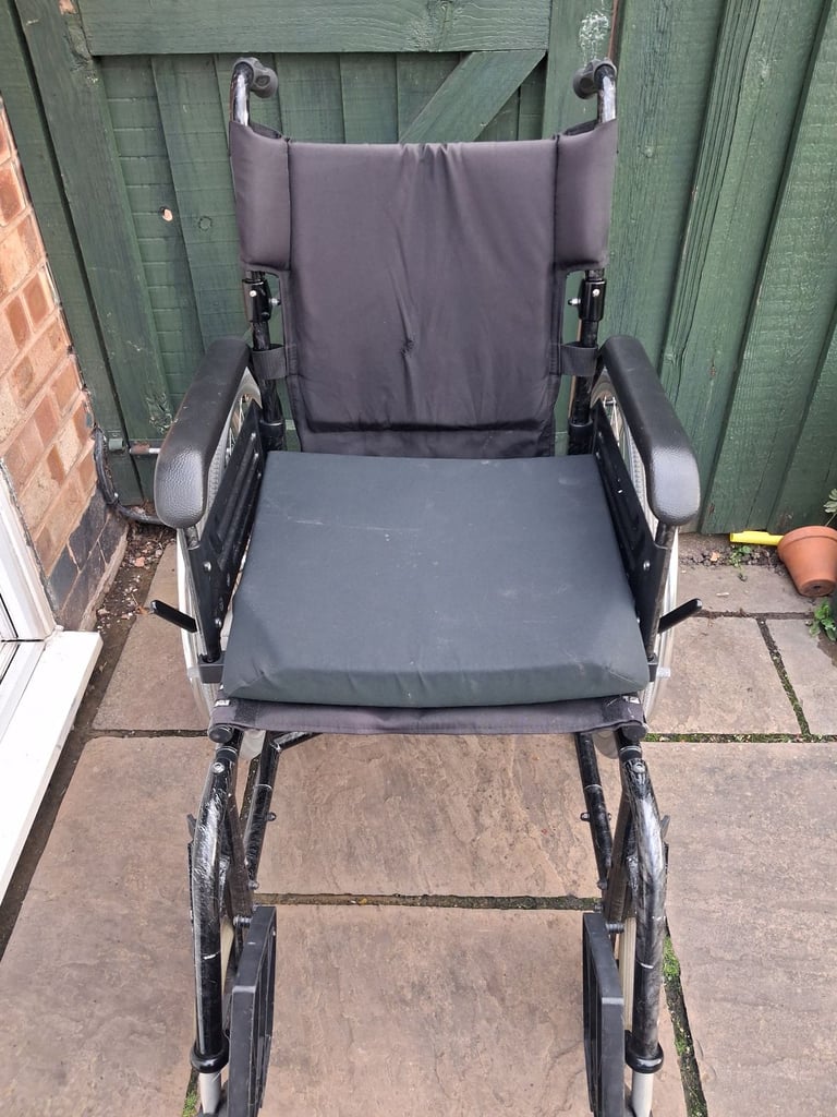 Self-Propelled Wheelchair Z-Tec