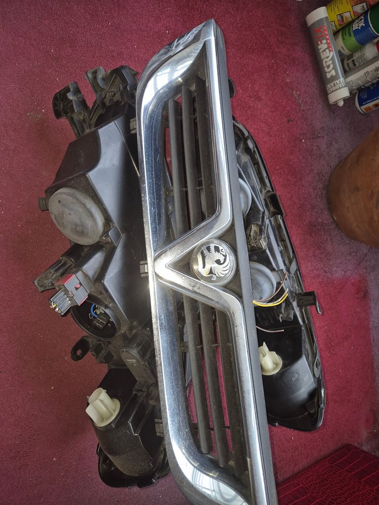 Vauxhall vectra/opel head lights and grill 