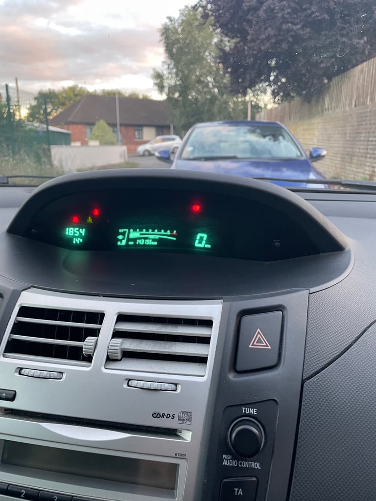 Toyota, YARIS, Hatchback, 2006, Manual, 998 (cc), 5 doors