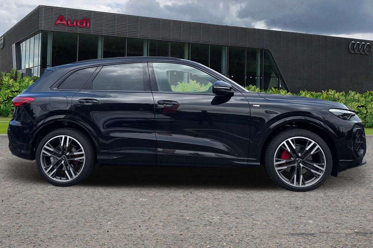  Audi Q5 2.0 TFSI Quattro Edition 1 5dr S Tronic [S+V] SUV Petrol Automatic