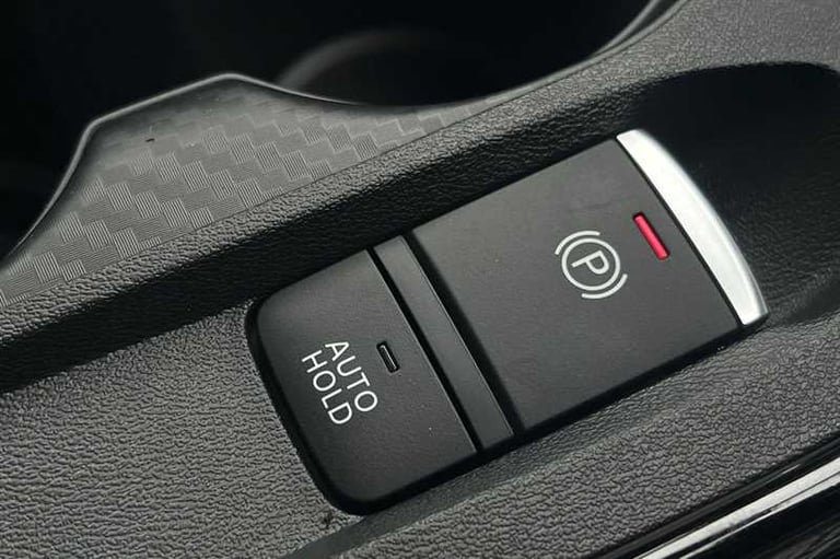 2025 Nissan Juke 1.0 DIG-T TEKNA 5DR Hatchback Petrol Manual