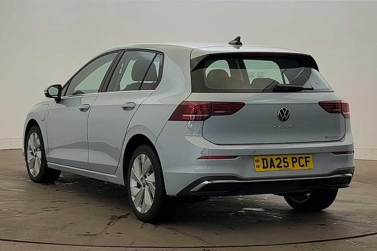 2025 Volkswagen Golf 1.5 TSI 204 Style eHybrid 5dr DSG Hatchback Automatic