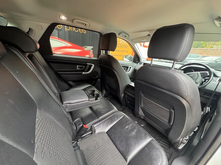 2017 Land Rover Discovery Sport 2.0 TD4 SE Tech 4WD Euro 6 (s/s) 5dr ESTATE Diesel Manual