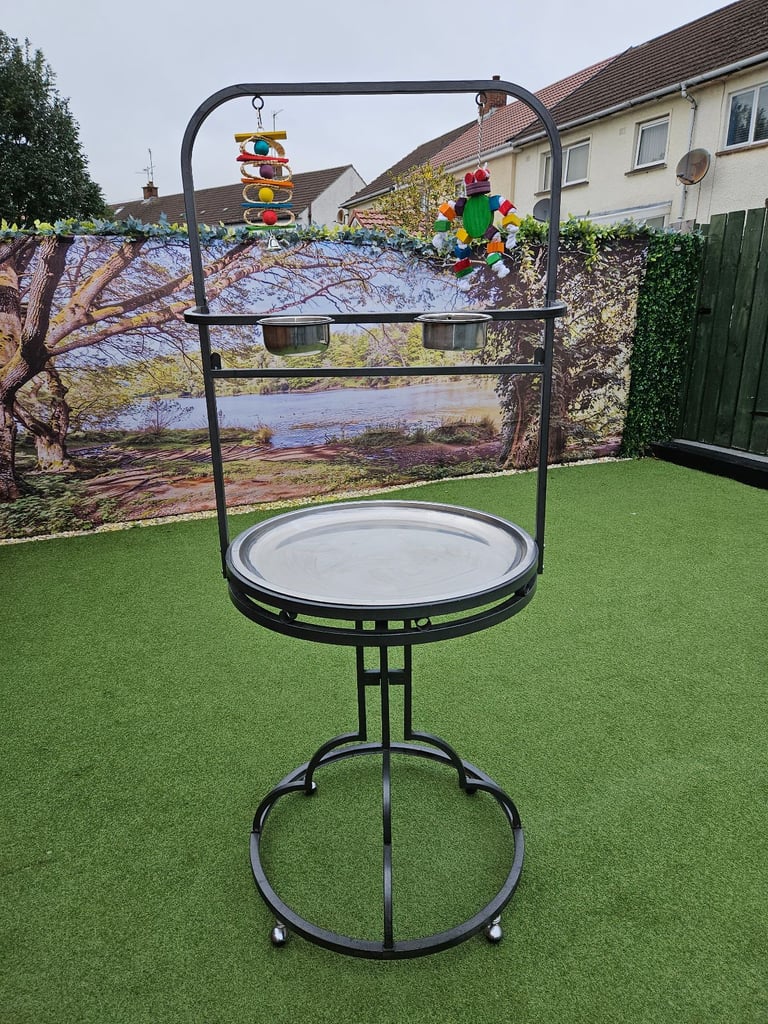 Parrot Playstand by Montana 
