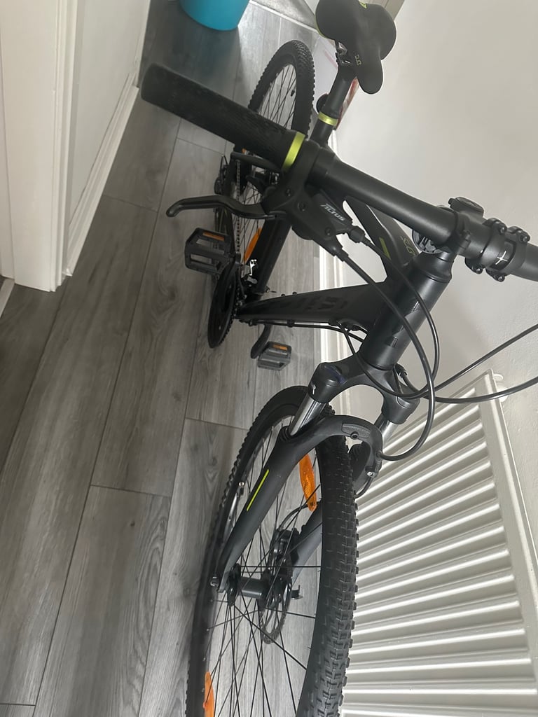 SCOTT MOUNTAIN BIKE OFF ROAD