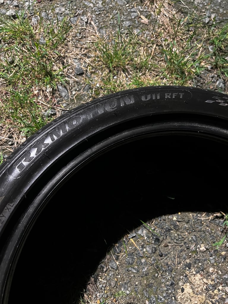 275/35/20 102 Y XL Road X Run Flat Extra Load 