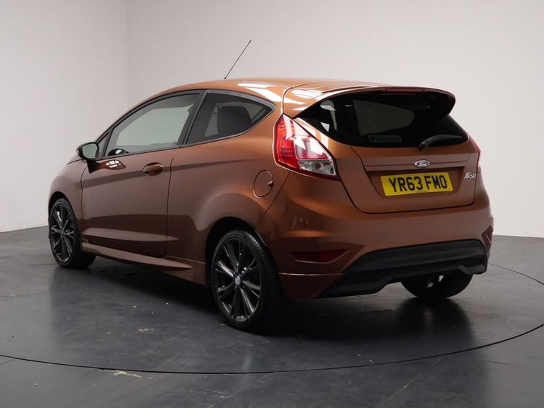 2013 Ford Fiesta 1.6 TDCi Zetec S Hatchback 3dr Diesel Manual Euro 5 (95 ps) Hatchback Diesel Manual