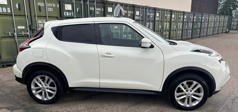 2016 Nissan Juke 1.5 dCi N-Connecta 5dr HATCHBACK Diesel Manual