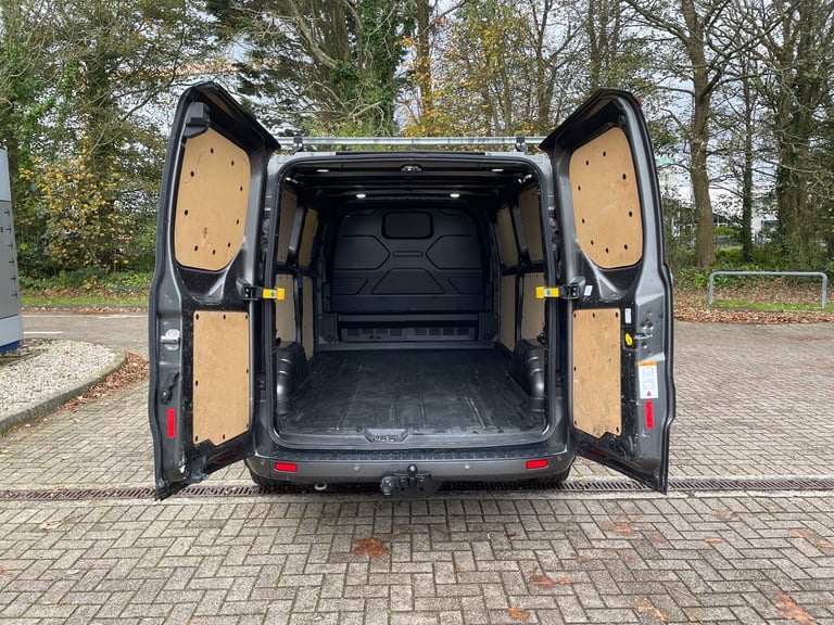 2021 Ford Transit Custom 2.0 EcoBlue 130ps Low Roof Limited Van PANEL VAN DIESEL Manual