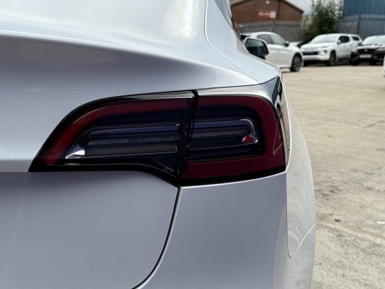 2022 Tesla Model 3 Saloon 4dr Electric Auto RWD (241 bhp) Saloon Electric Automatic