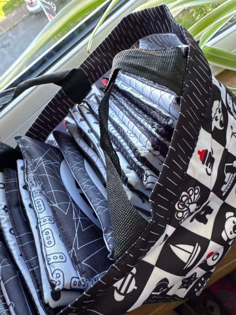 Baby black-white books