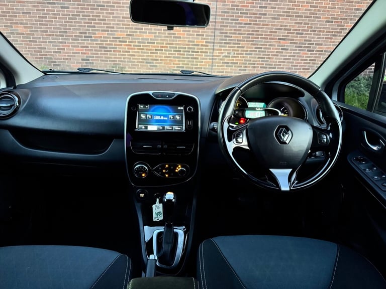 2015 Renault Clio 1.5 dCi Dynamique S Nav Auto Euro 6 5dr HATCHBACK Diesel Automatic