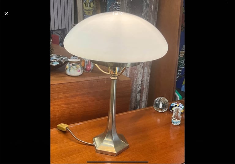 Pair of Tiffany style lamps in good working order