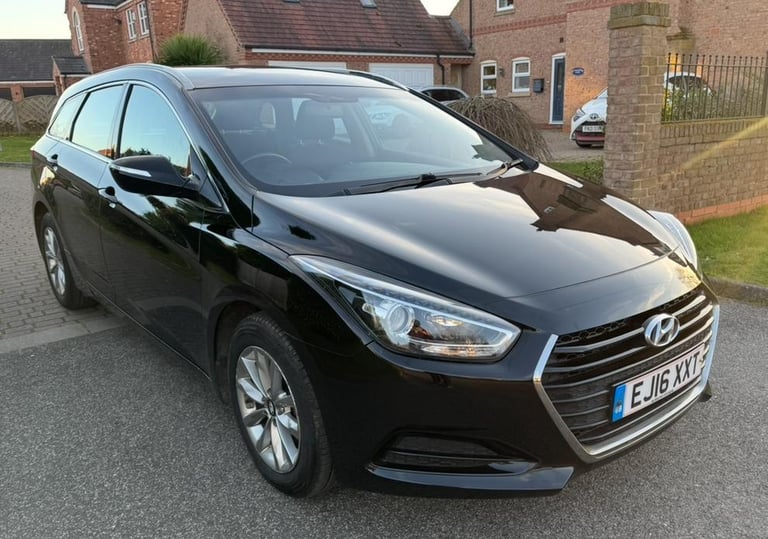 2016 HYUNDAI i40 1.7 CRDi S BLUE DRIVE ESTATE LONG MOT S/HIST RUNS/DRIVES GREAT!