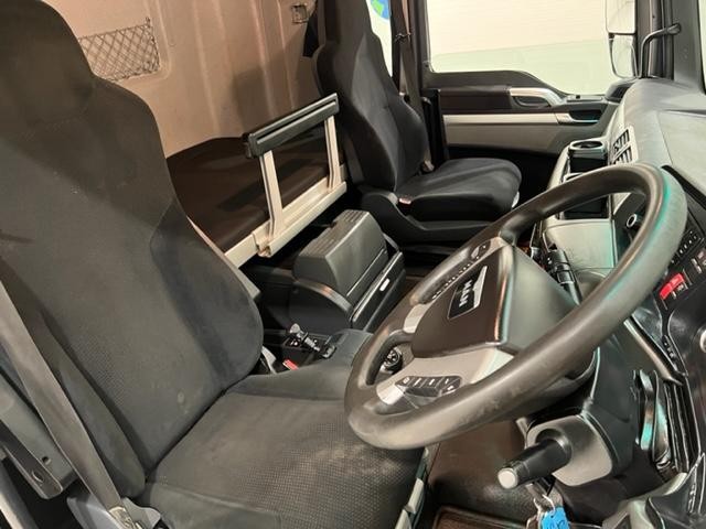 MAN TGX 26.440 6x2 Midlift Tractor Unit