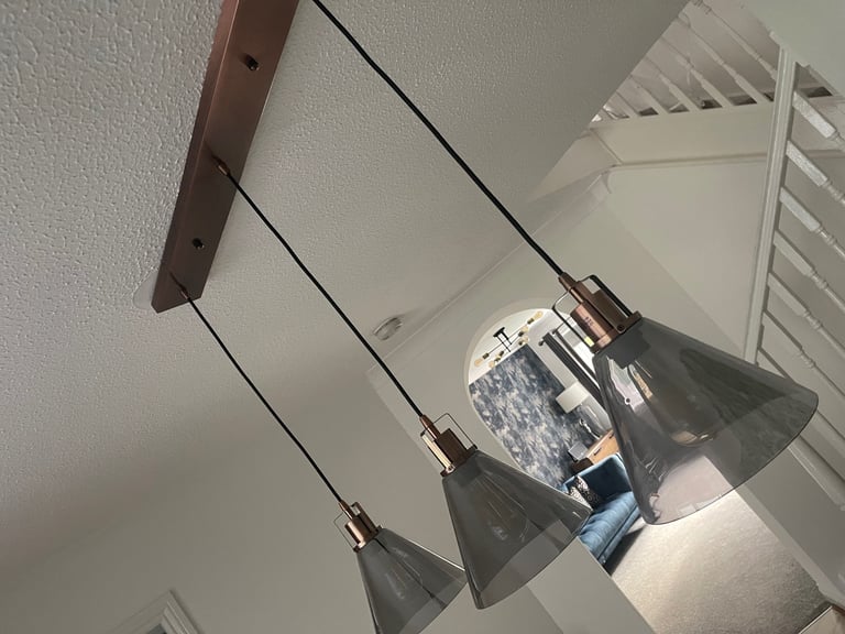 PENDANT CEILING LIGHT 