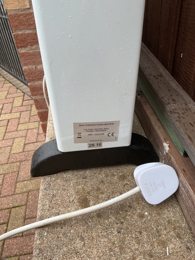 2 k w convector heater fully working two settings 