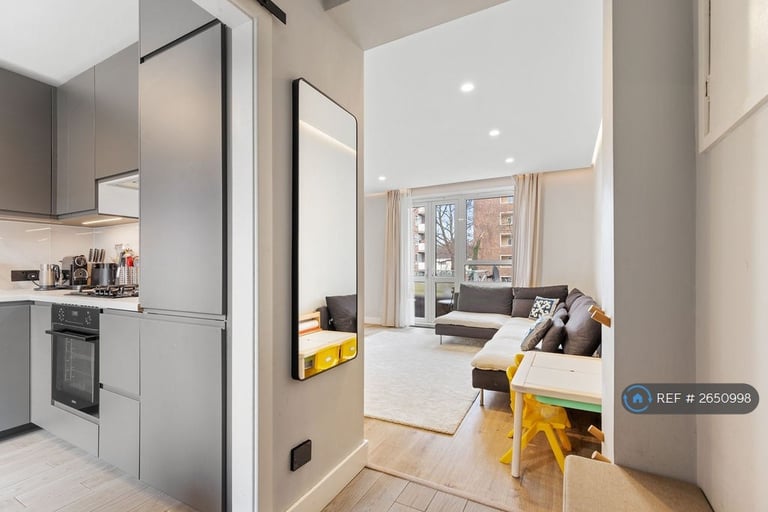 image for 3 bedroom flat in Wilkie House, London, NW8 (3 bed) (#2650998)