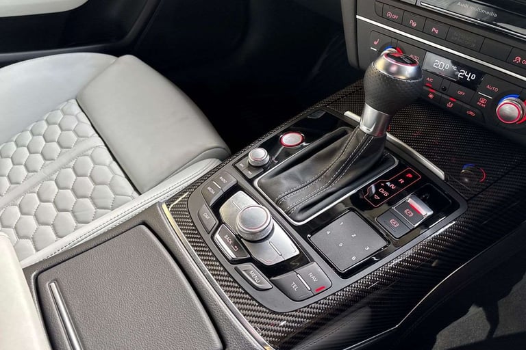  Audi RS6 4.0T FSI Quattro RS 6 5dr Tip Auto Estate Petrol Automatic