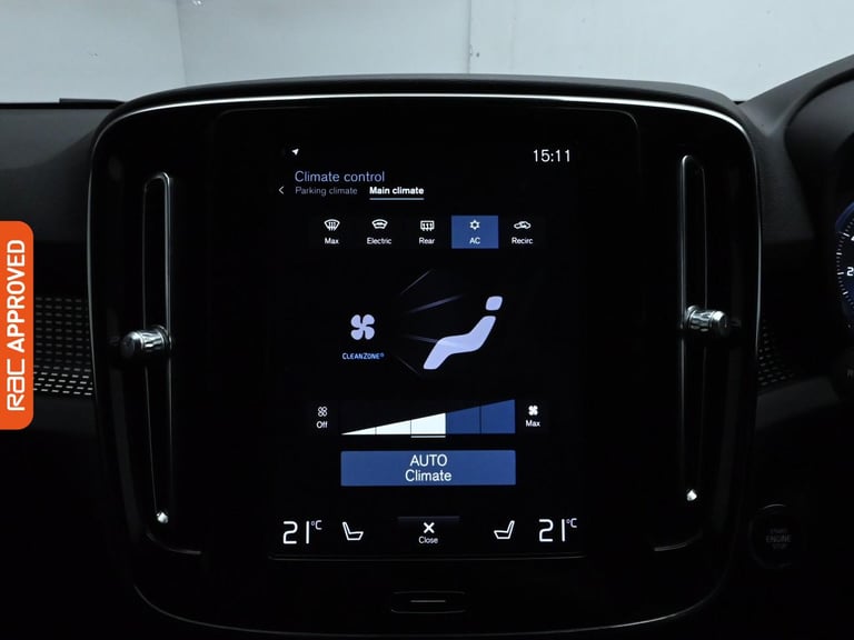 2018 Volvo XC40 2.0 D3 R-Design Pro SUV 5dr Diesel Auto AWD Euro 6 (s/s) (150 ps) SUV DIESEL Auto...