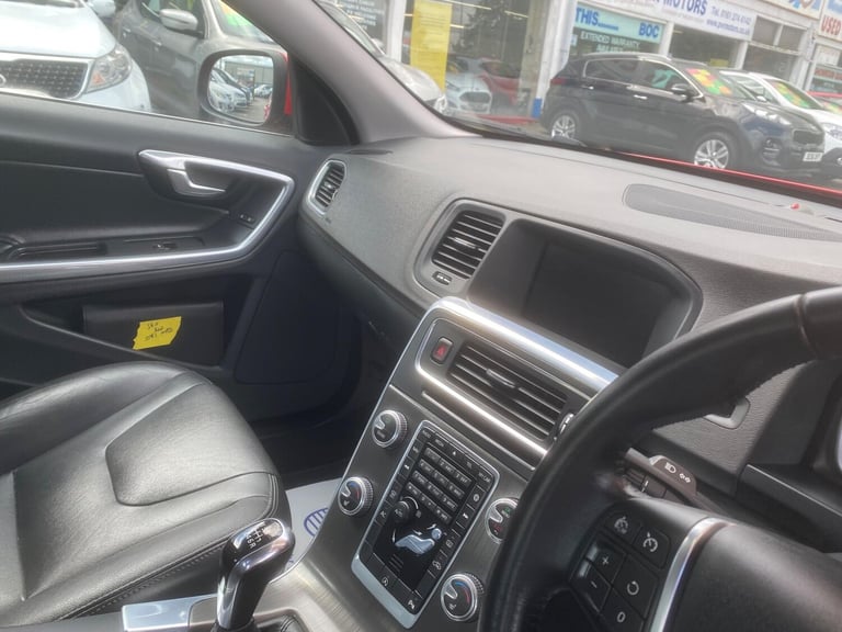 2016 Volvo S60 T3 [152] SE Nav 4dr SALOON PETROL Manual