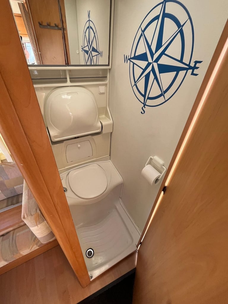 Lunar Chauto 4 berth fitted mover 