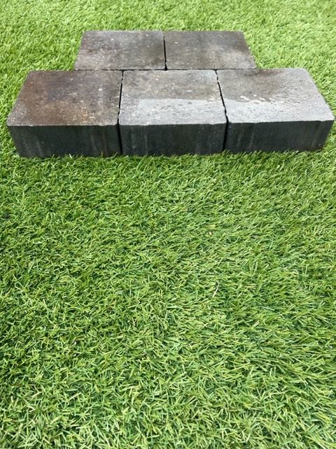 BRADSTONE'S WOBURN ORIGINAL IN GRAPHITE - 134x134x50mm - 9m² PACKS - BARGAIN!