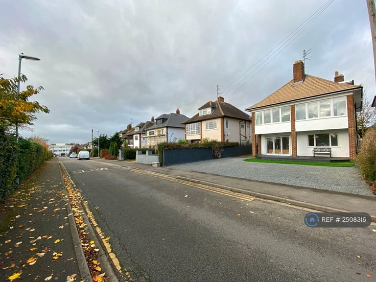 1 bedroom in Kettering, Kettering, NN15 (#2508316)