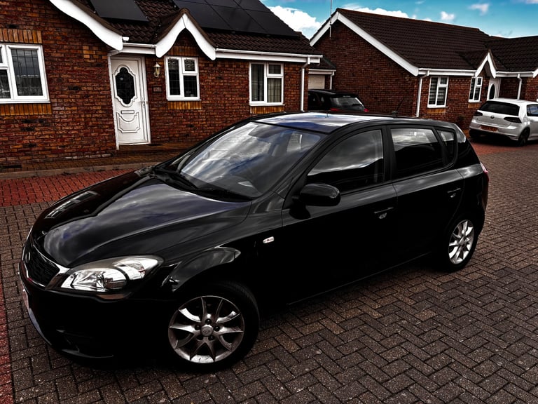 Kia, CEED, Hatchback, 2012, Manual, 1582 (cc), 5 doors