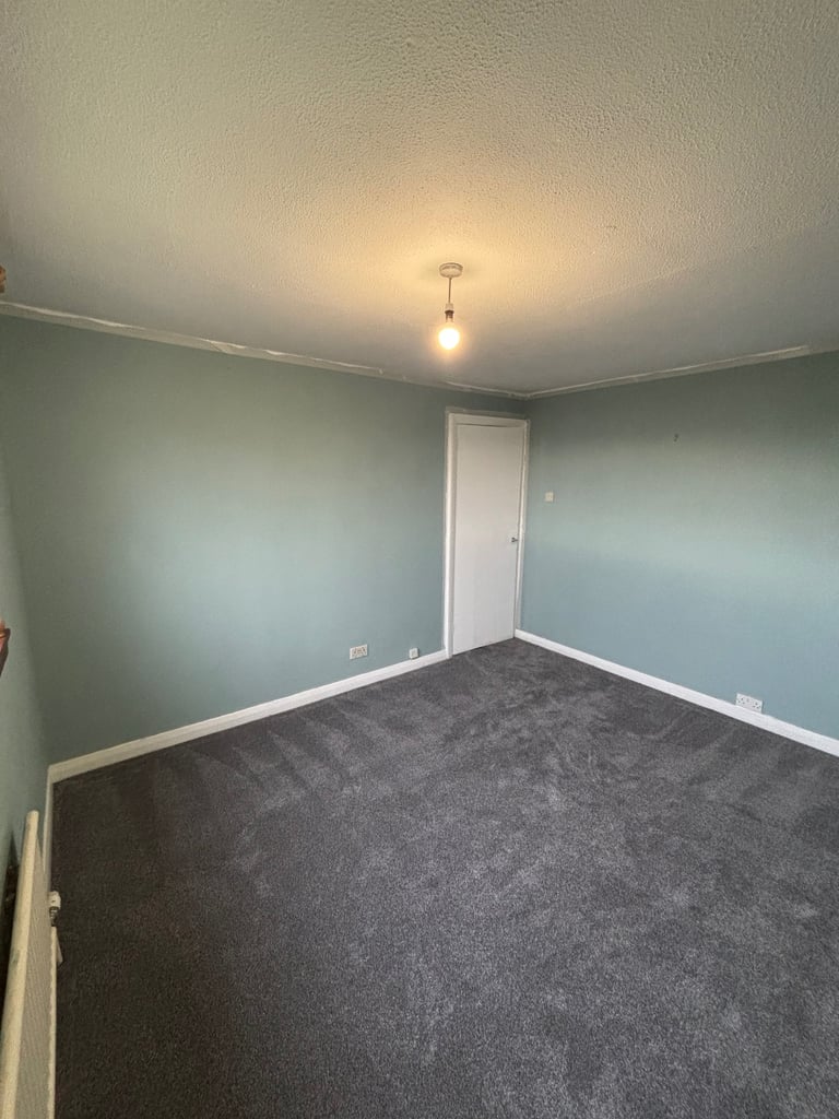 3-Bedroom detached house to rent in Perth. 