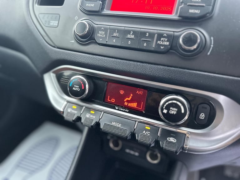 2012 Kia Rio 1.4 3 Euro 5 5dr HATCHBACK Petrol Manual